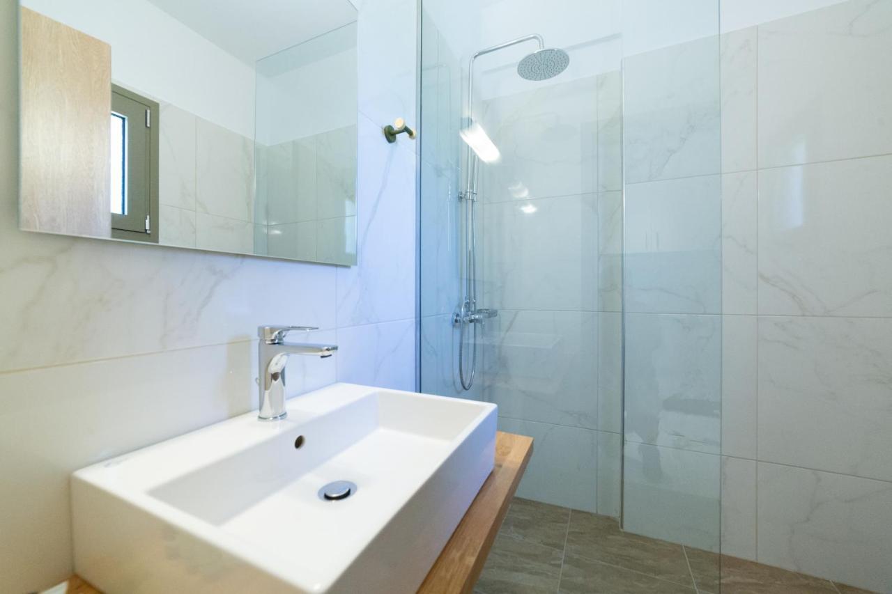 Sky View Suites Kefalonia Vovikes Exterior photo